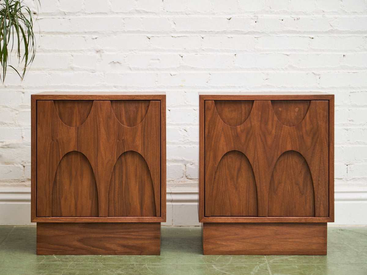 Pair of Scandi Nightstands with Plinth Base