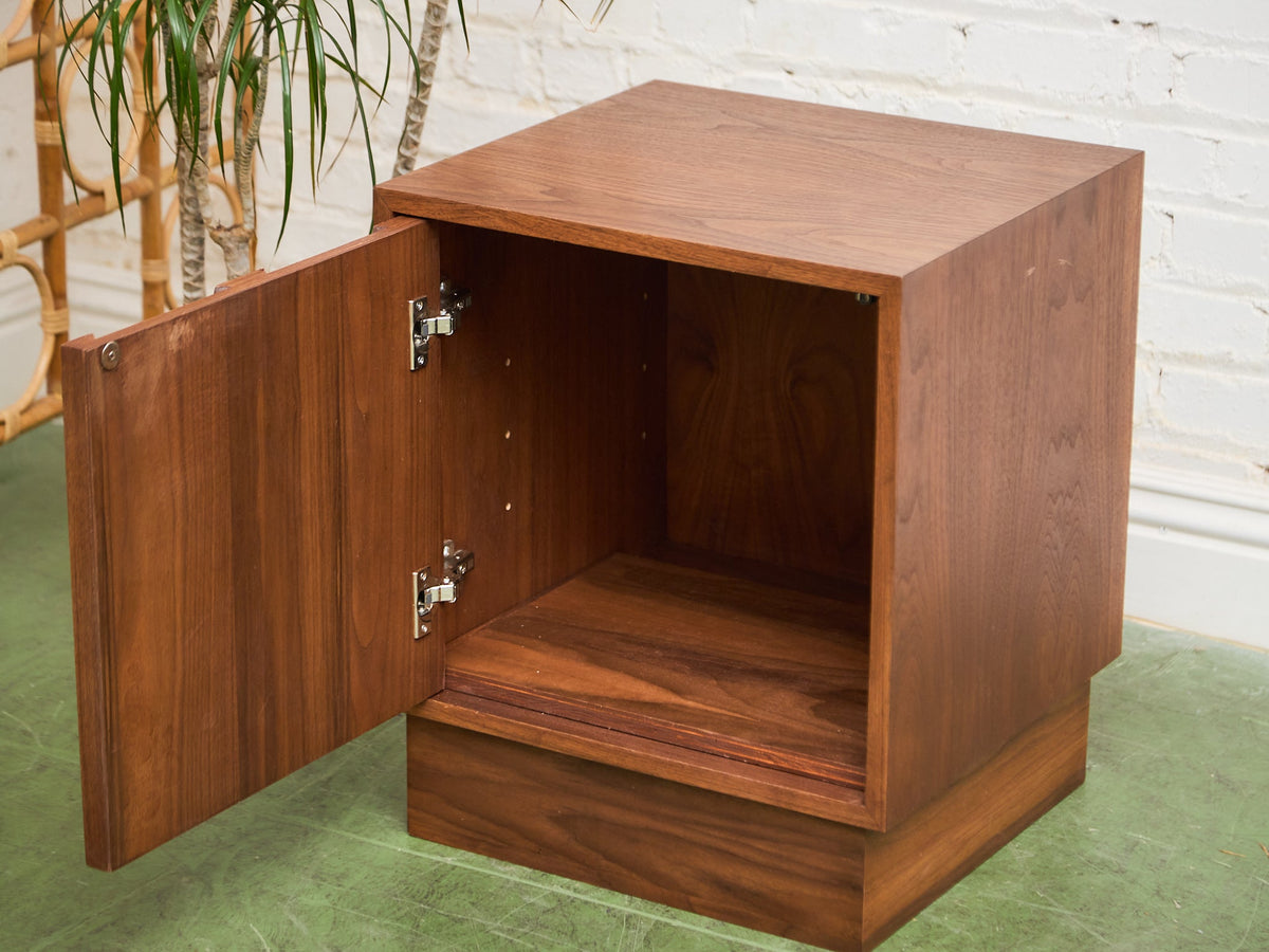 Pair of Scandi Nightstands with Plinth Base