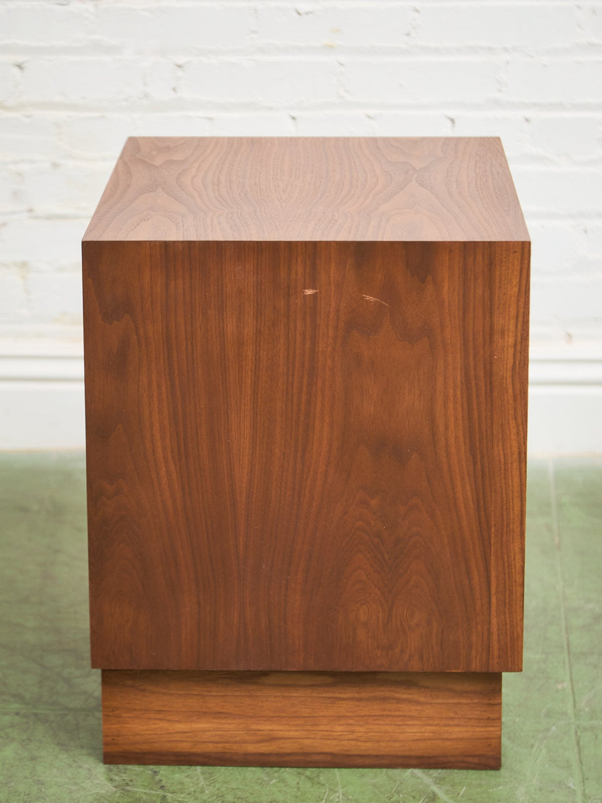 Pair of Scandi Nightstands with Plinth Base