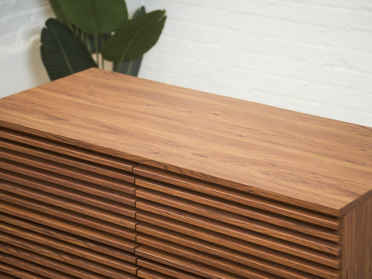 Compact Slat 6 Drawer Dresser
