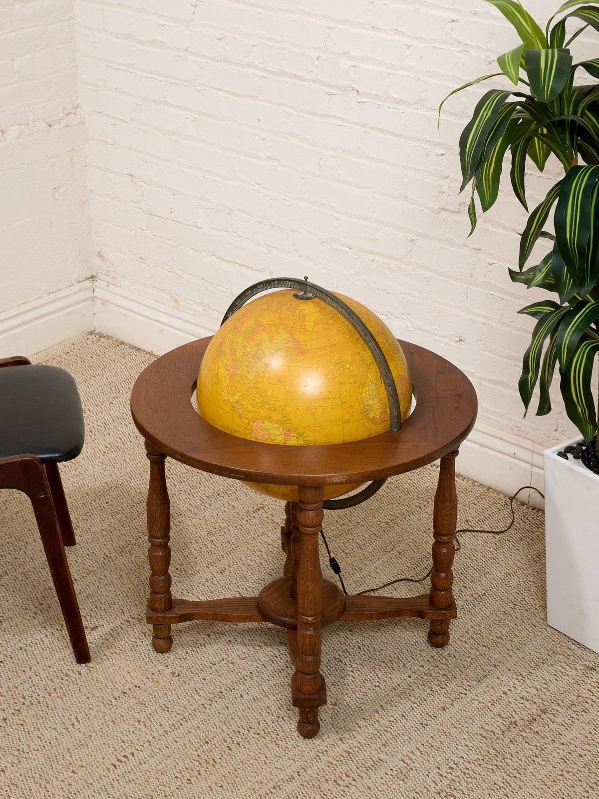 Vintage Light Up Globe