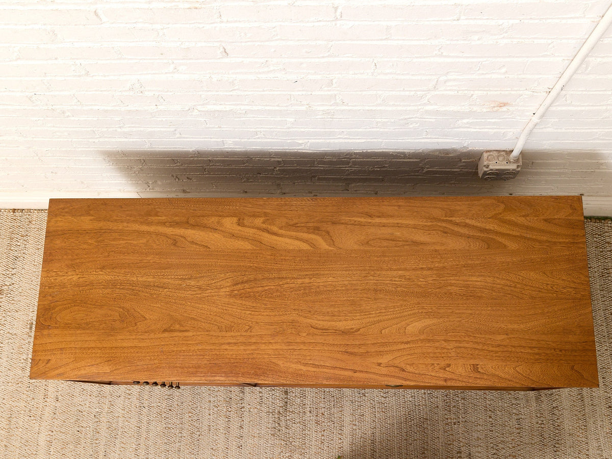 Vintage Mid-Century Modern Walnut Gentleman’s Chest - Dresser