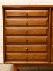 Vintage Mid-Century Modern Walnut Gentleman’s Chest - Dresser