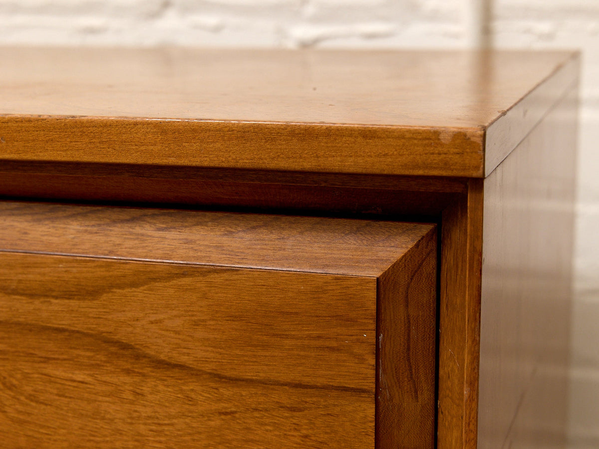 Vintage Mid-Century Modern Walnut Gentleman’s Chest - Dresser
