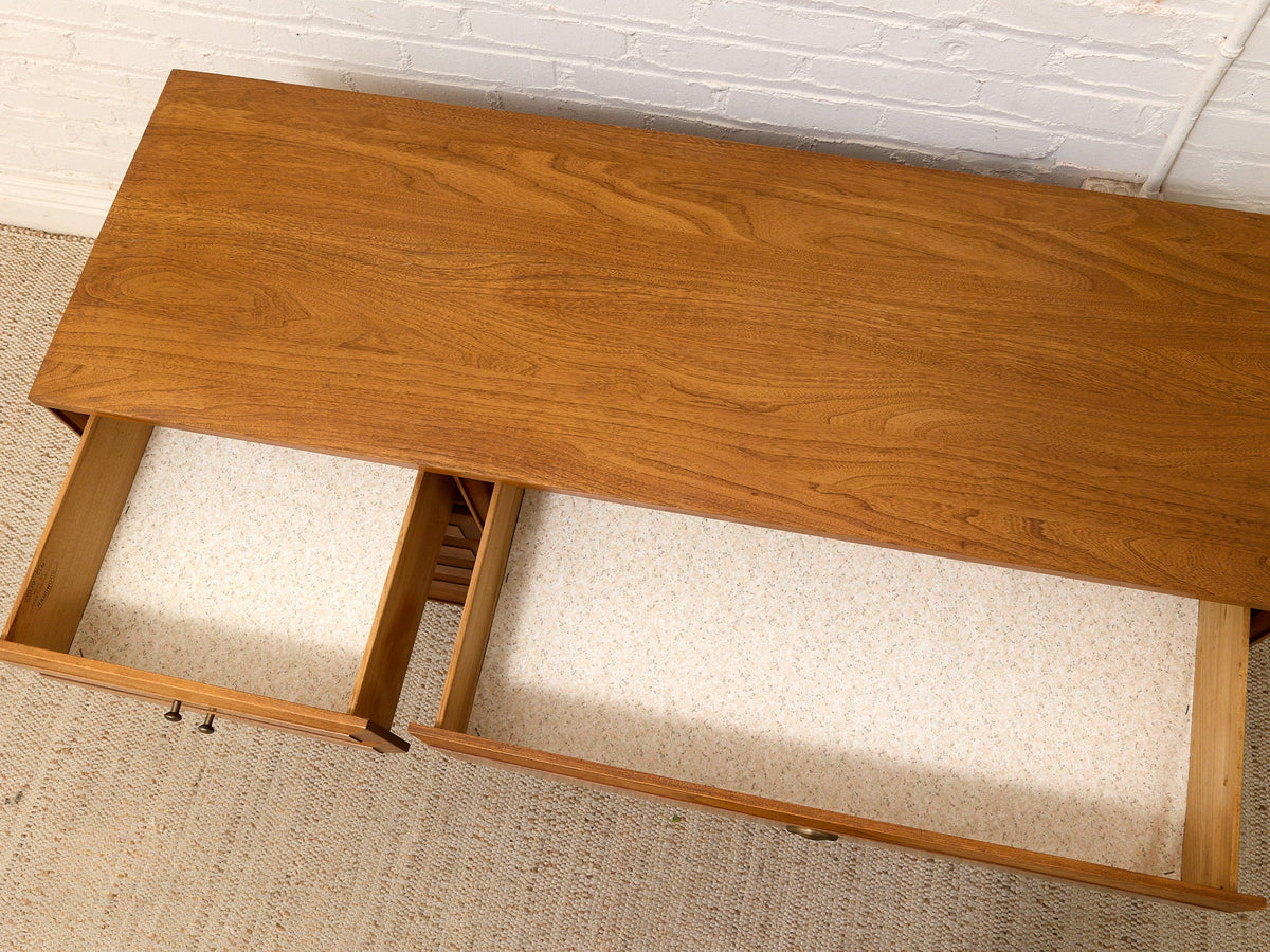 Vintage Mid-Century Modern Walnut Gentleman’s Chest - Dresser