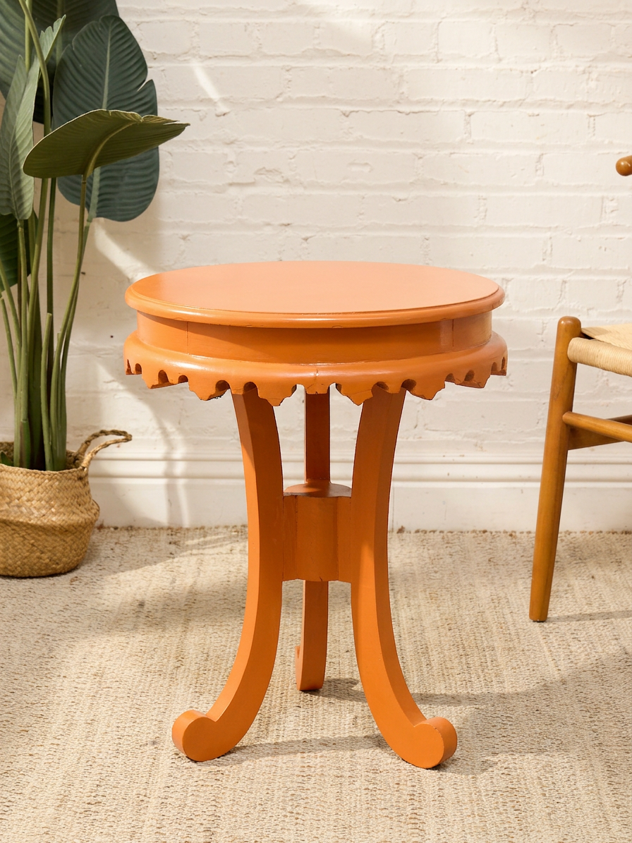 Vintage 1970s Scalloped Round Side Table in Peach