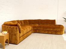 Prima Curved Sectional Sofa in Thriller Amber