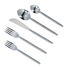 Ribbed Silver Stainless Steel Flatware - Set of 5 Pieces - Service For 1
