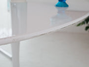 Oval 60” Daisy Dining Table