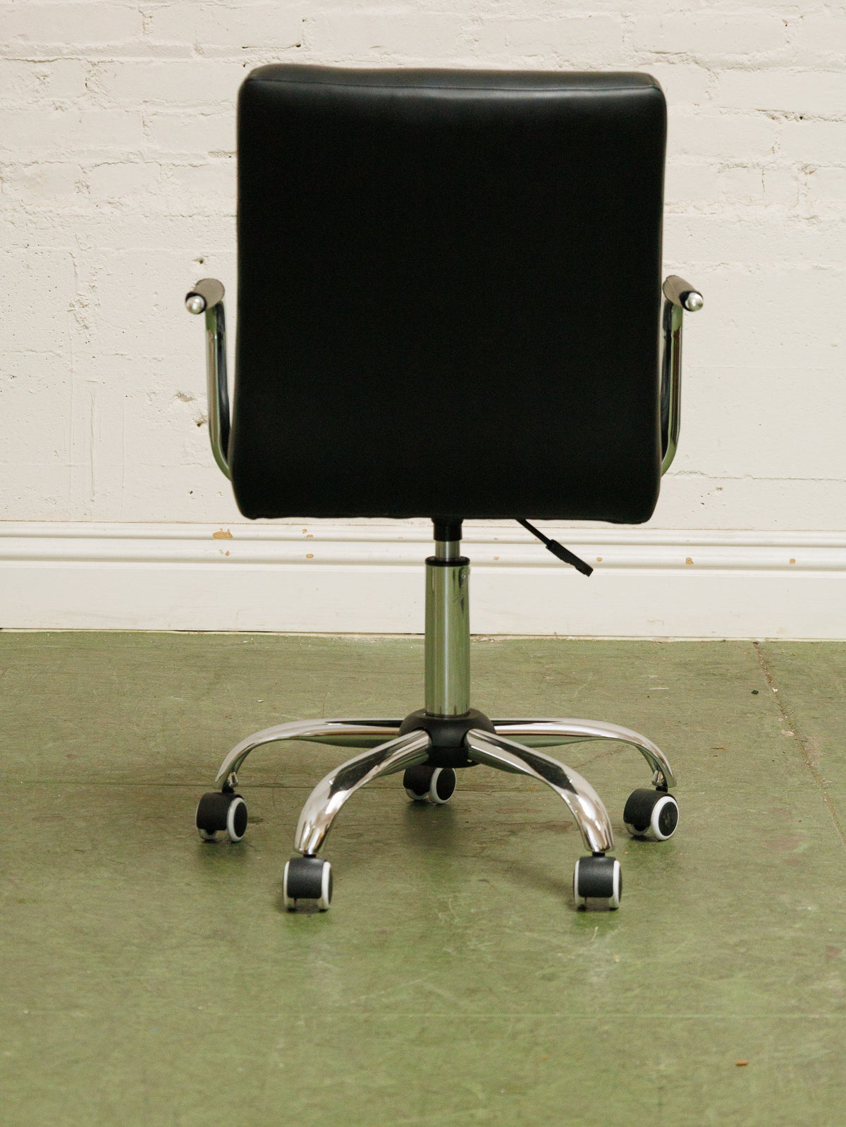 Black Square Tufted Office Chair