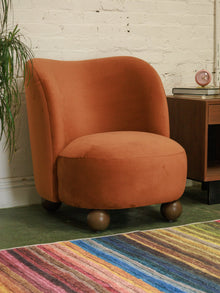 Tova Club Chair