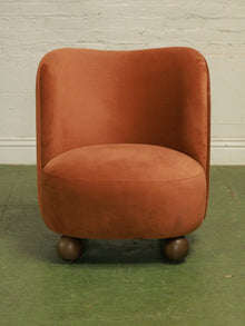 Tova Club Chair