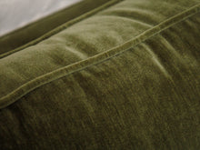 Natasha Loveseat