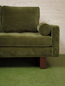 Natasha Loveseat