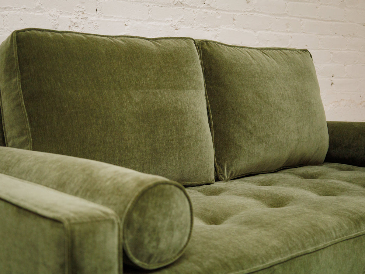 Natasha Loveseat