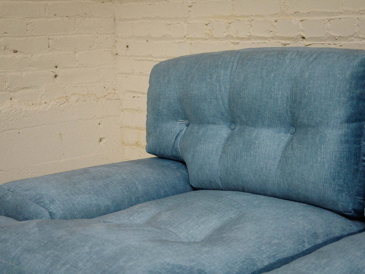 Mosley Loveseat In Aston Sapphire
