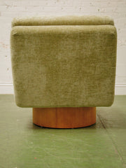 Space age Green Swivel Chair