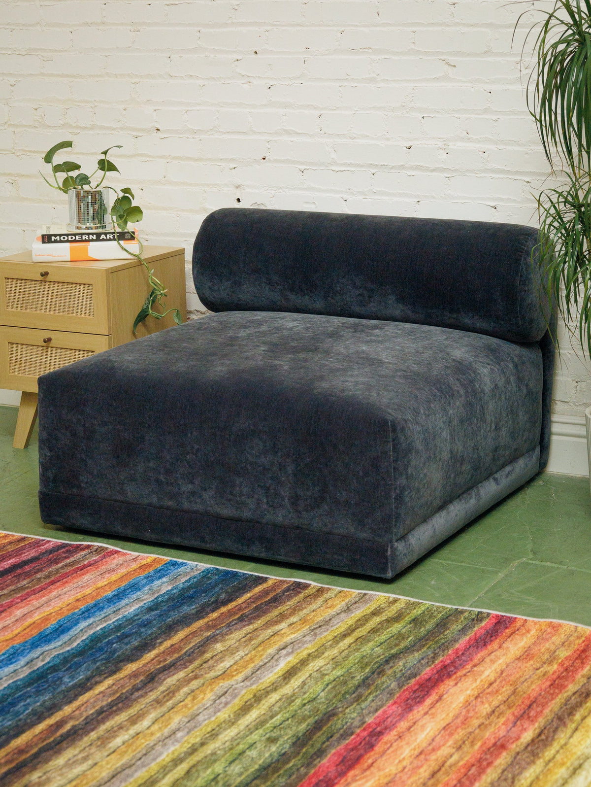 Single Emma Armless Lounger