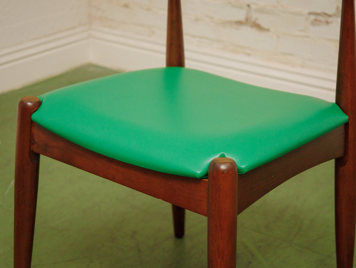 Scandi Dining Chair in Kelly Green